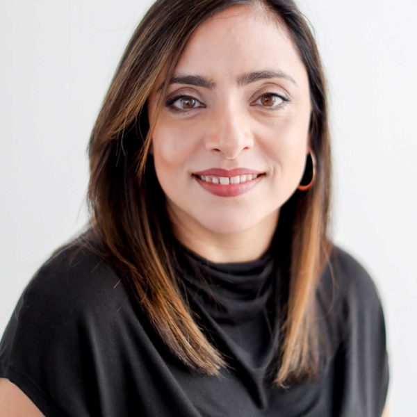 Sharan-JYF_3795-600×600 (002)